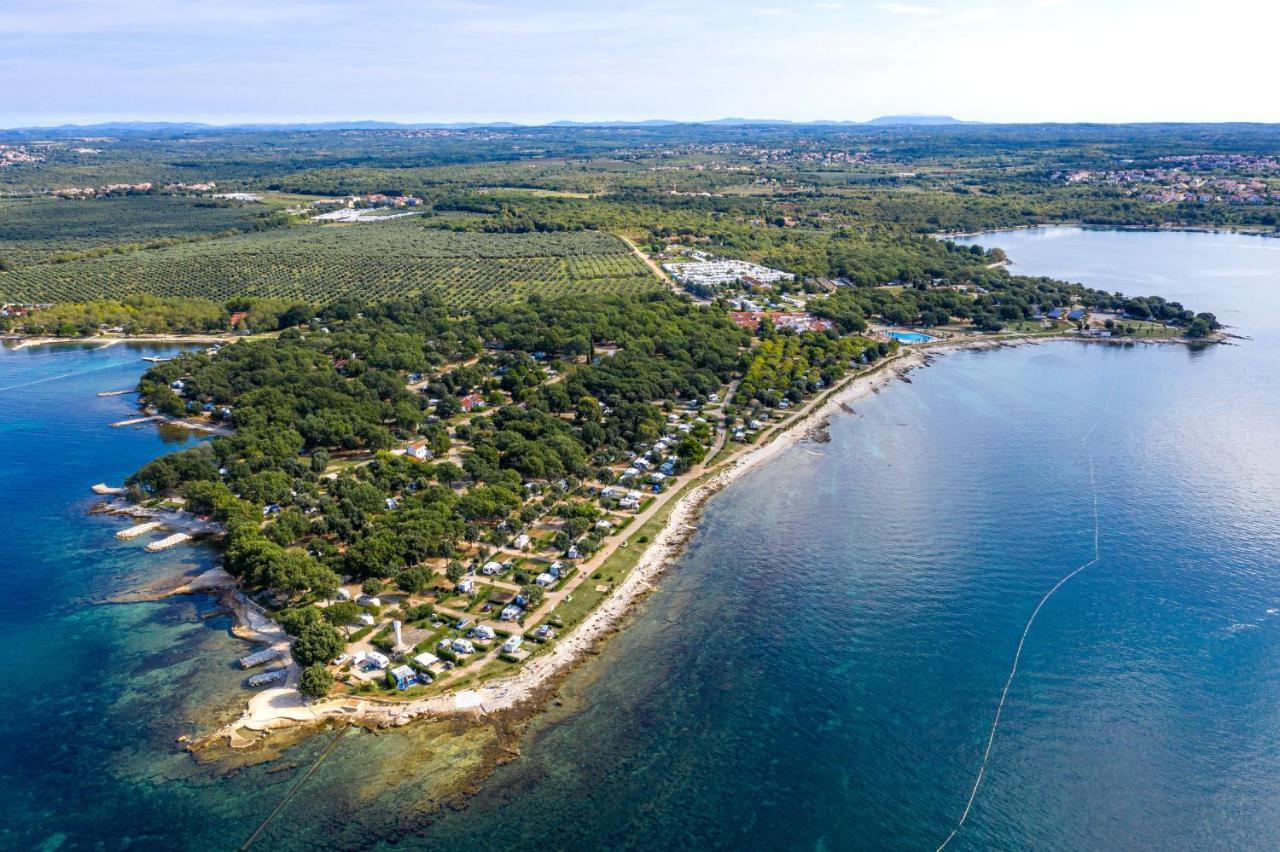 Camping Ulika Mobile Homes - Naturist Červar-Porat Εξωτερικό φωτογραφία