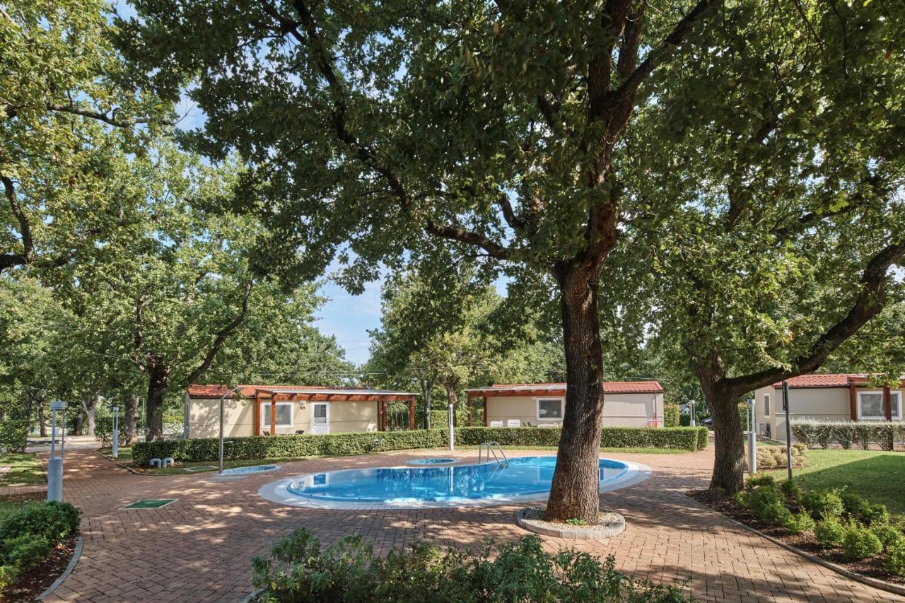 Camping Ulika Mobile Homes - Naturist Červar-Porat Εξωτερικό φωτογραφία