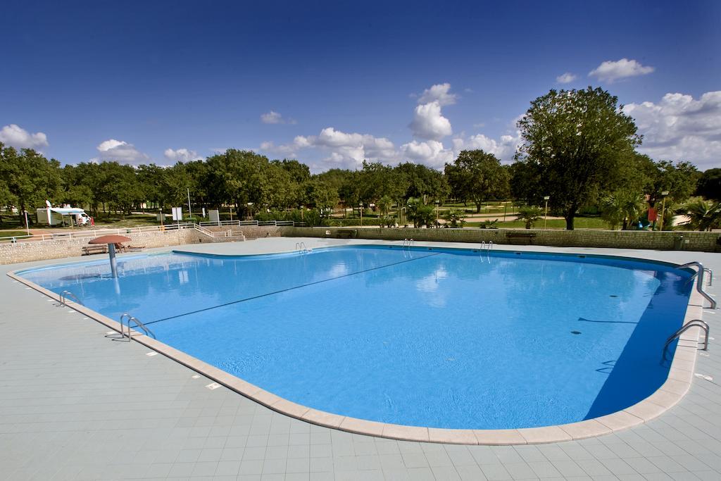 Camping Ulika Mobile Homes - Naturist Červar-Porat Εξωτερικό φωτογραφία
